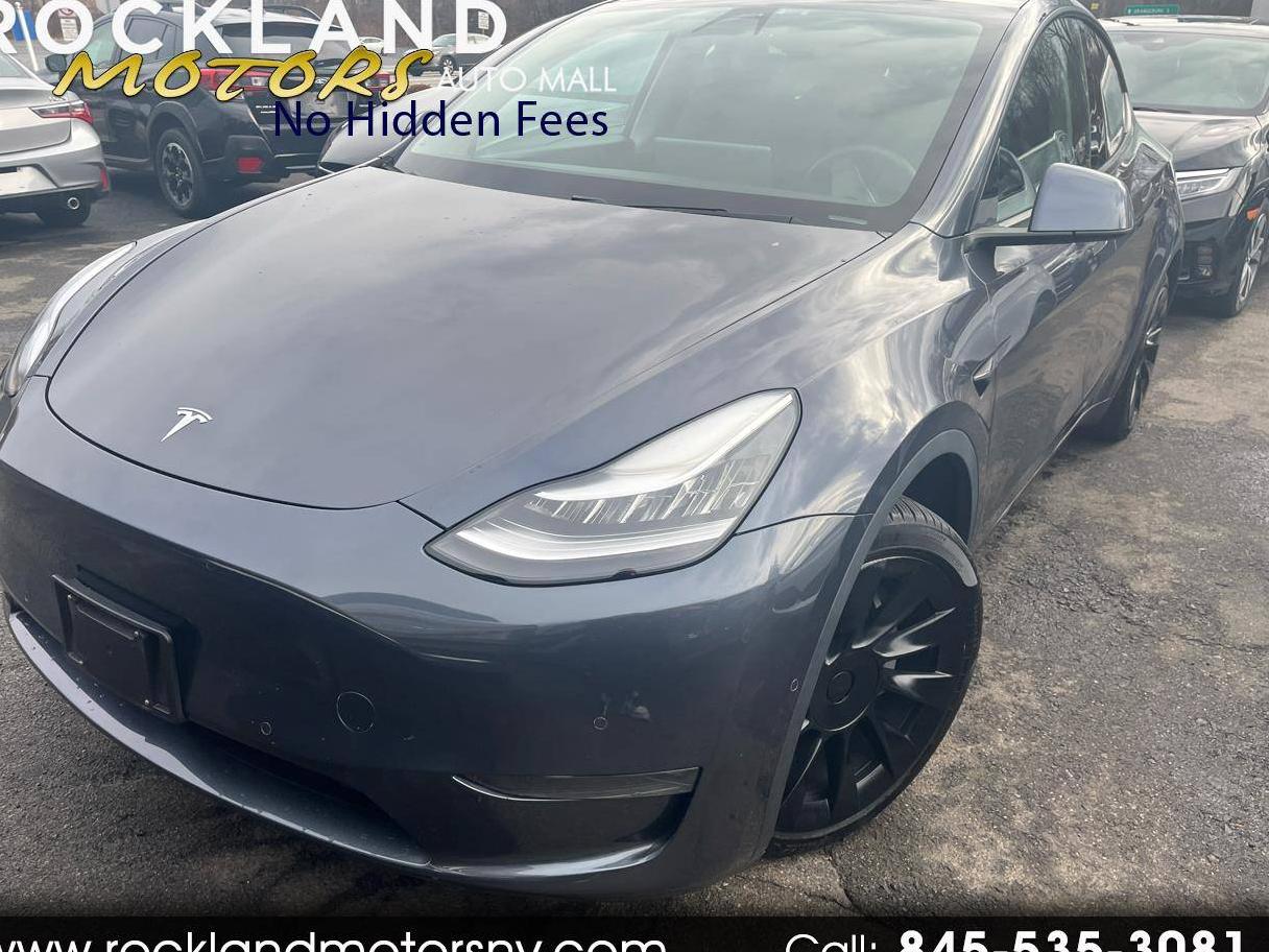 TESLA MODEL Y 2020 5YJYGDEF4LF000673 image